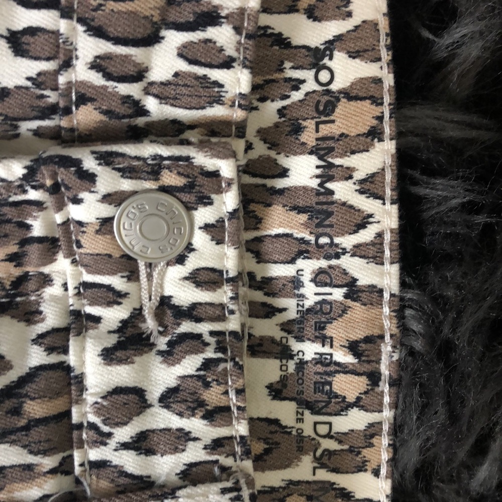 Chico’s Beige Leopard Jeans - Picture 5 of 7